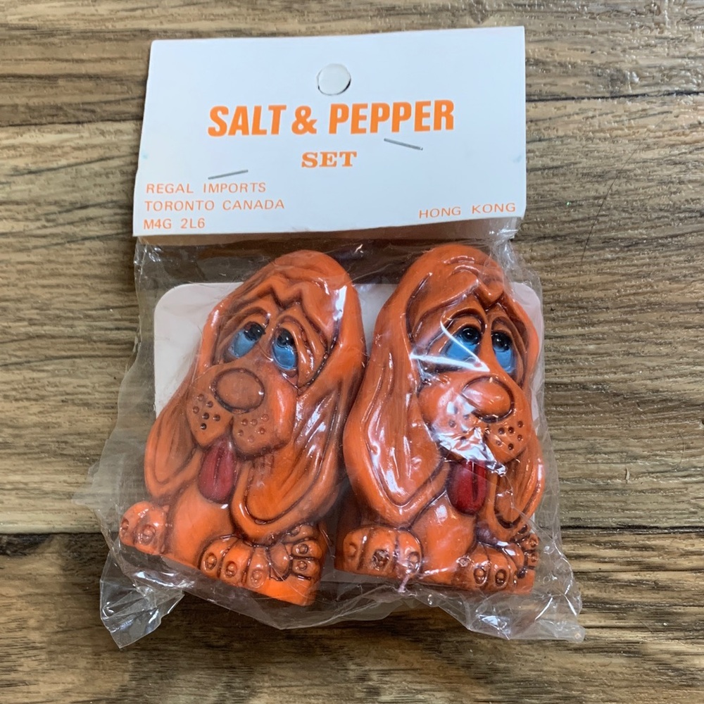 Orange Dog Salt & Pepper Shaker Set
